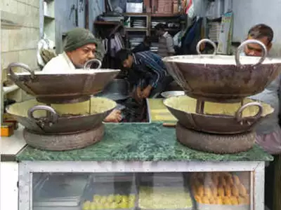 old-delhi-sweet